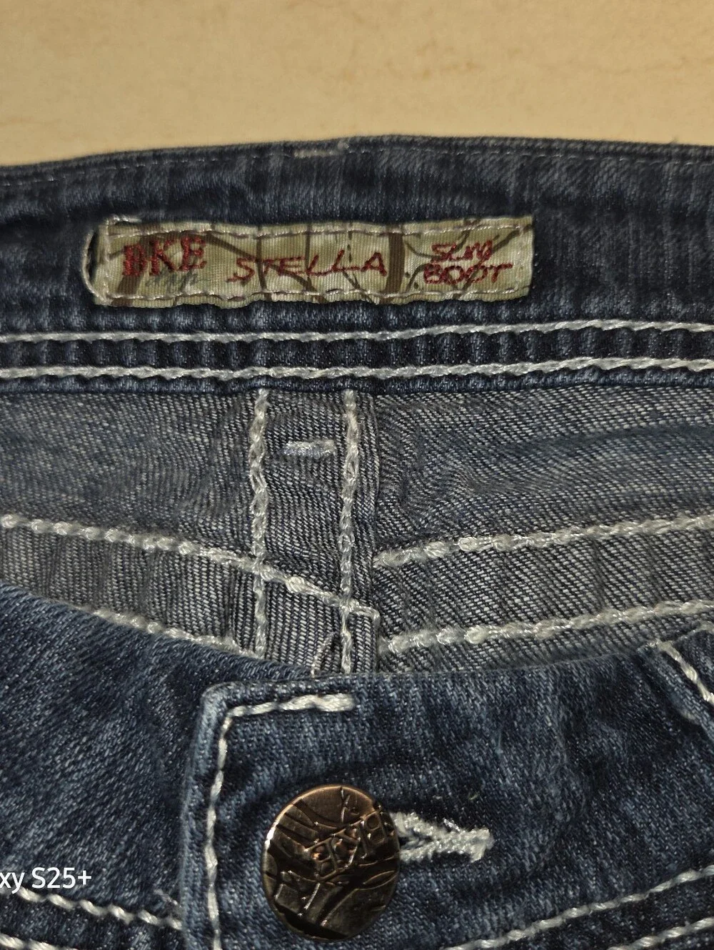 Buckle BKE Women's 29x31.5 Stella Slim Fit Low Rise Bootcut Denim Jeans